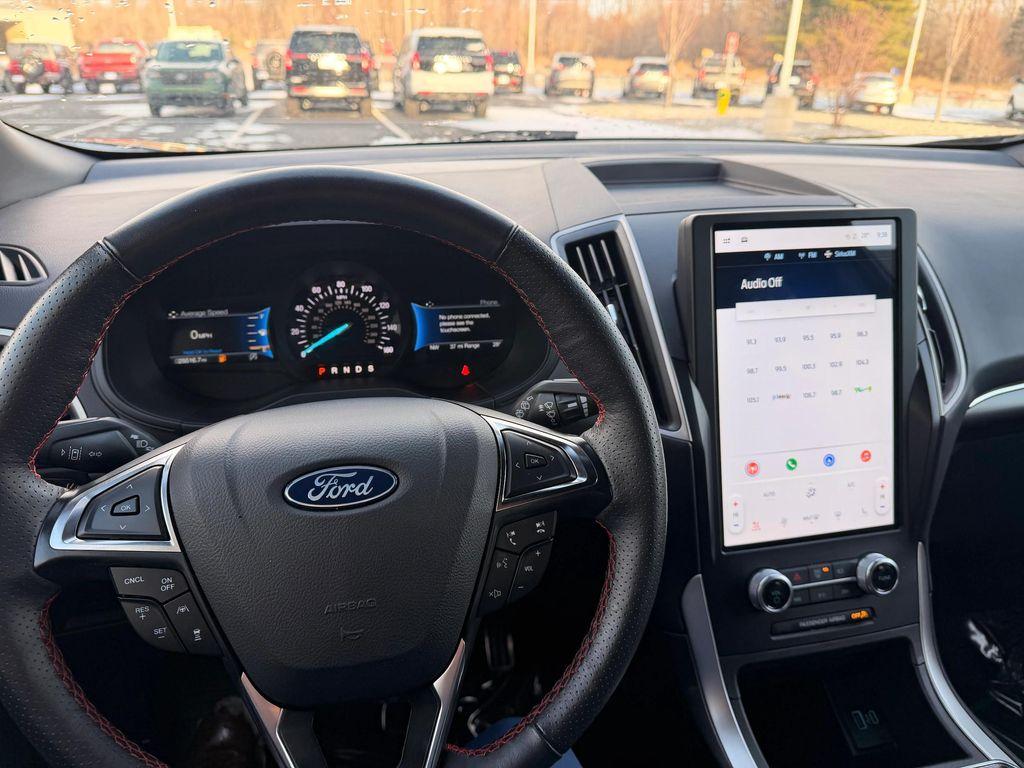 used 2024 Ford Edge car, priced at $34,618