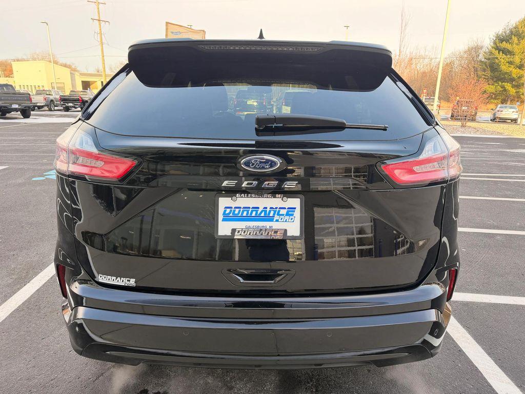 used 2024 Ford Edge car, priced at $34,618