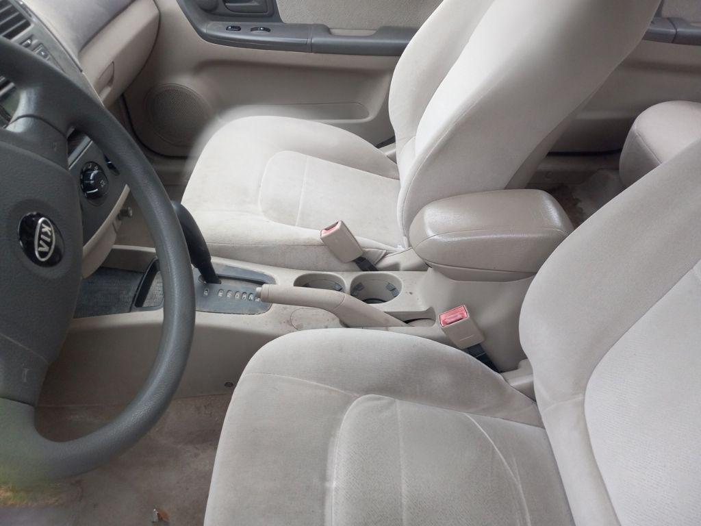 used 2006 Kia Spectra car, priced at $3,999