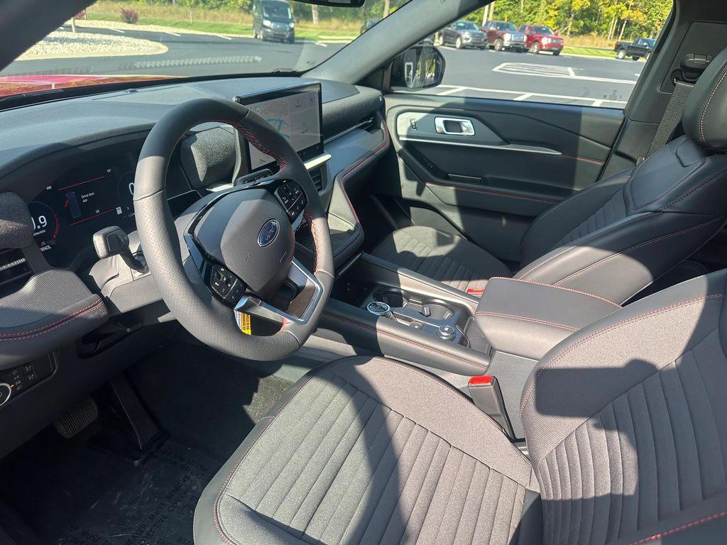 new 2025 Ford Explorer car, priced at $52,064