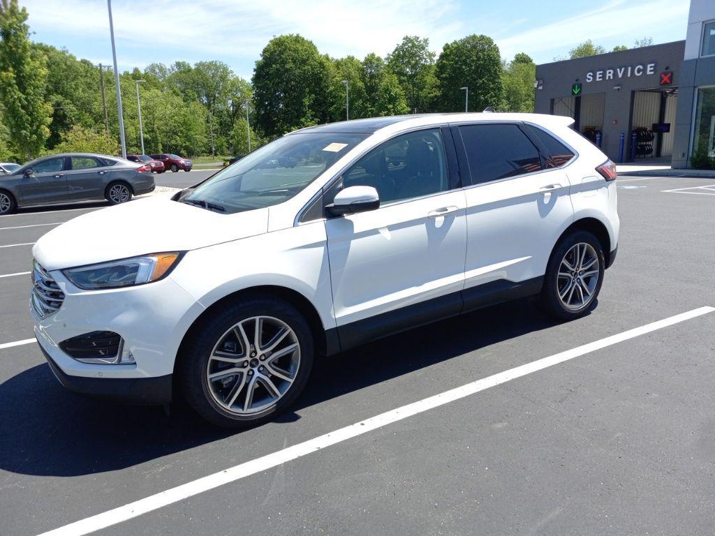 used 2024 Ford Edge car