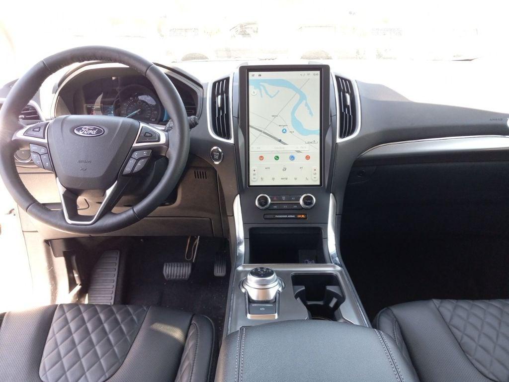 used 2024 Ford Edge car