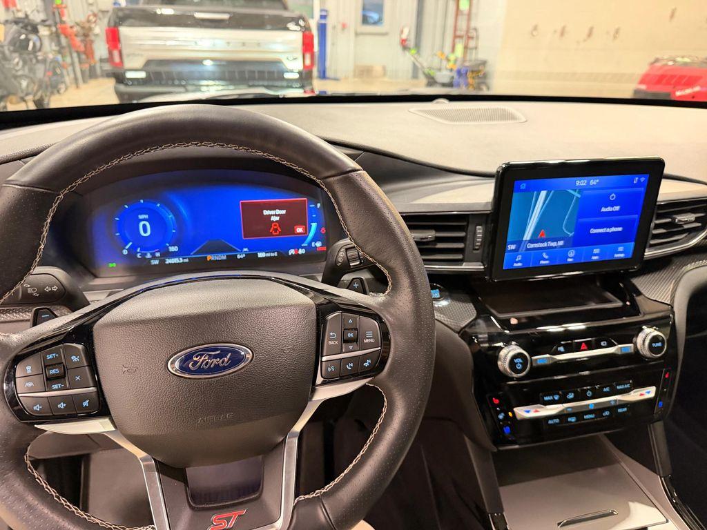 used 2022 Ford Explorer car, priced at $43,889