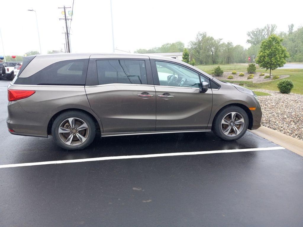 used 2018 Honda Odyssey car, priced at $16,999