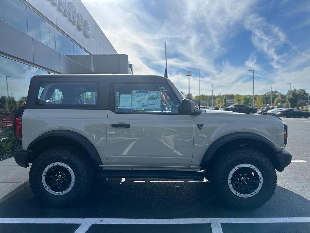 new 2025 Ford Bronco car, priced at $51,165