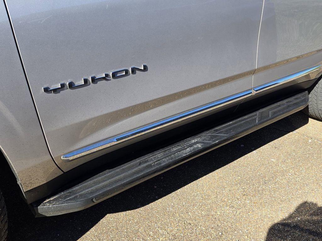 used 2021 GMC Yukon car, priced at $36,888