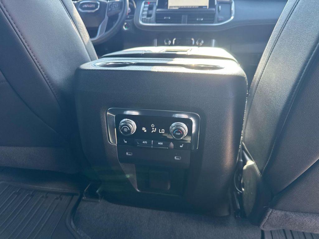 used 2024 GMC Yukon car, priced at $57,485