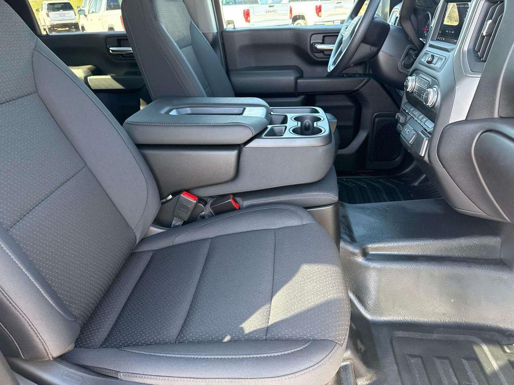 new 2026 GMC Sierra 2500 car, priced at $53,978