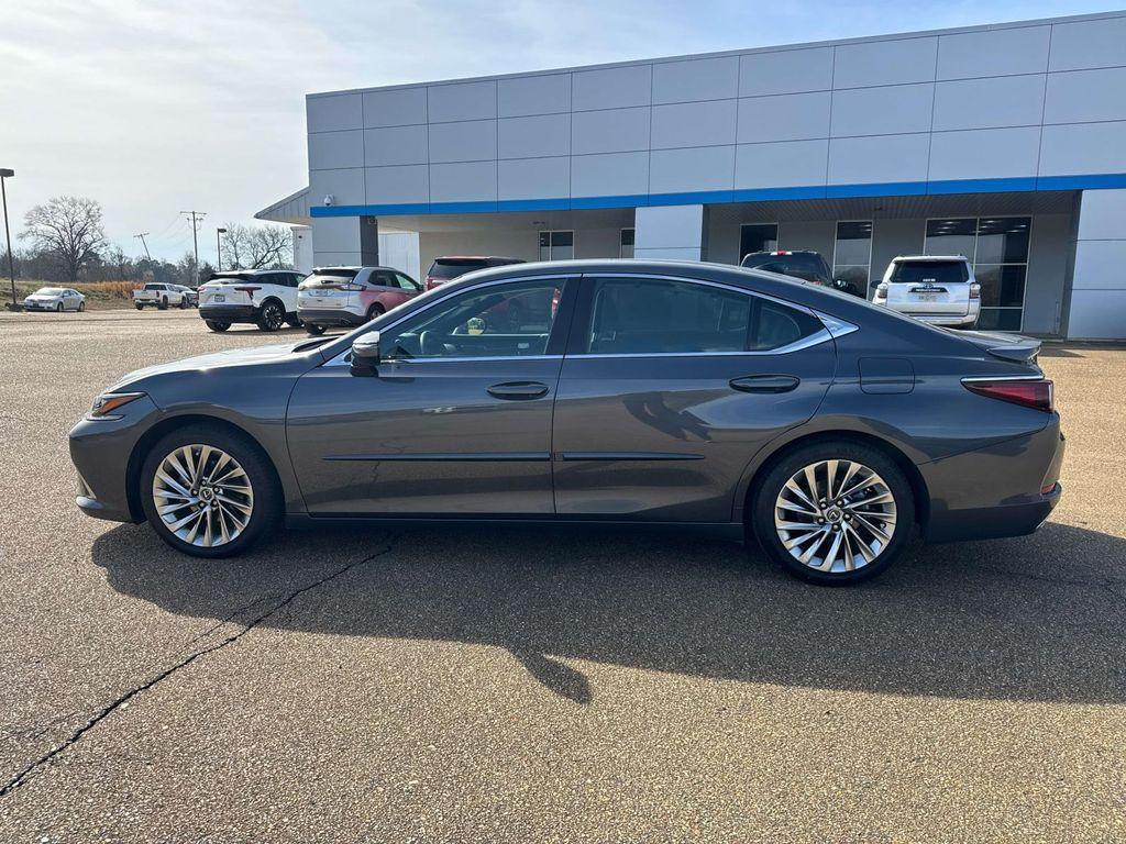 used 2023 Lexus ES 350 car, priced at $41,550