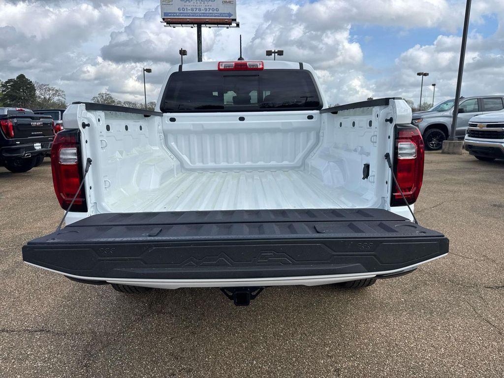 new 2026 GMC Canyon car, priced at $43,025