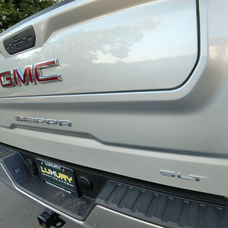 used 2021 GMC Sierra 1500 car, priced at $32,500