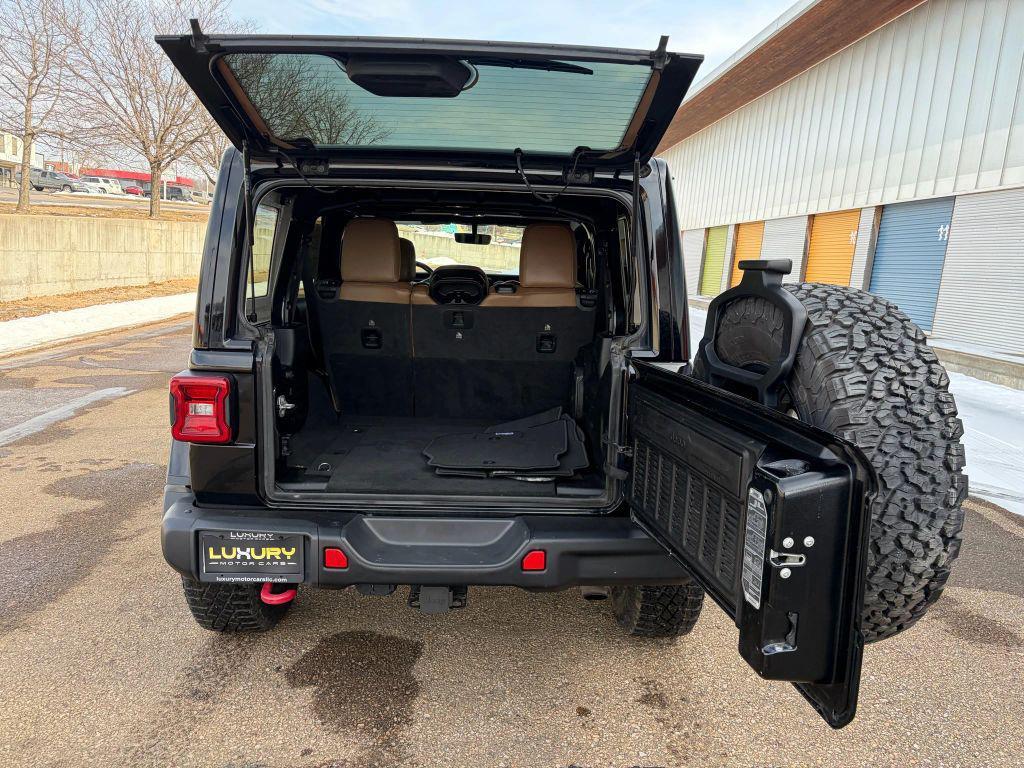 used 2021 Jeep Wrangler Unlimited car, priced at $32,888