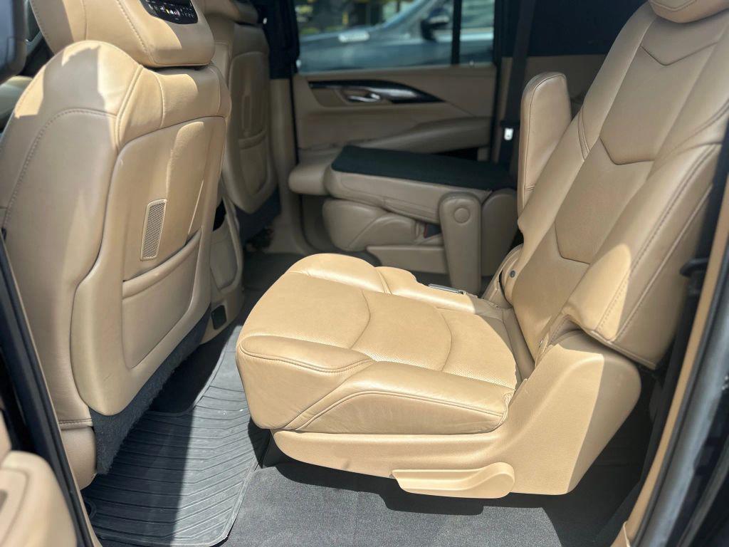 used 2018 Cadillac Escalade ESV car, priced at $31,999