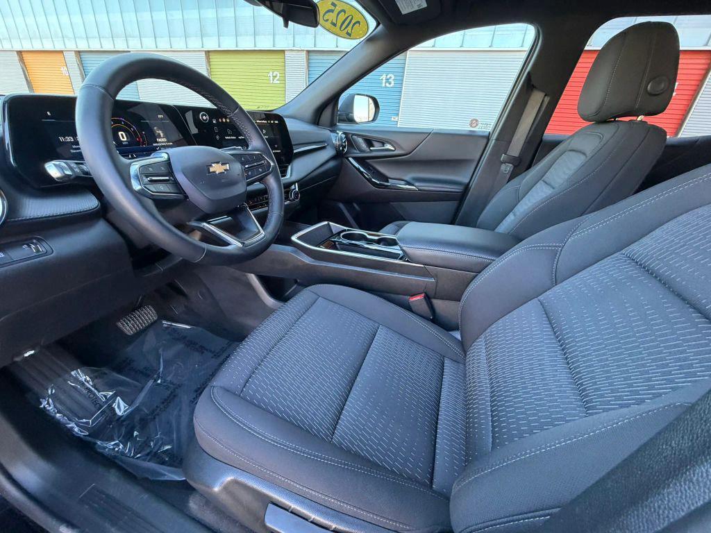 used 2025 Chevrolet Equinox car, priced at $26,999