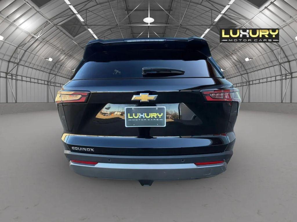 used 2025 Chevrolet Equinox car, priced at $26,999