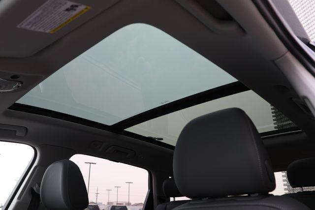 new 2025 Audi Q7 car, priced at $63,734