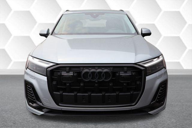 new 2025 Audi Q7 car, priced at $63,734