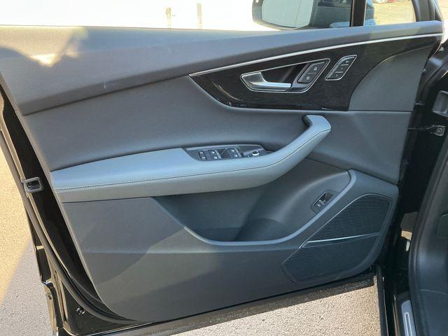 new 2026 Audi Q7 car, priced at $70,729