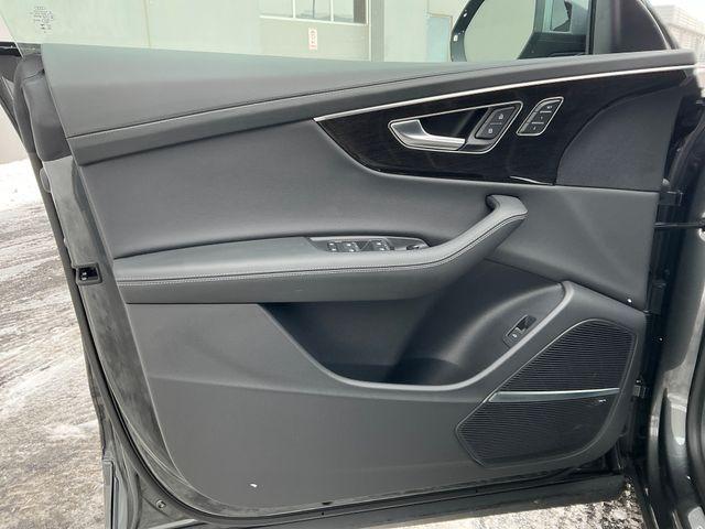 new 2026 Audi Q8 car