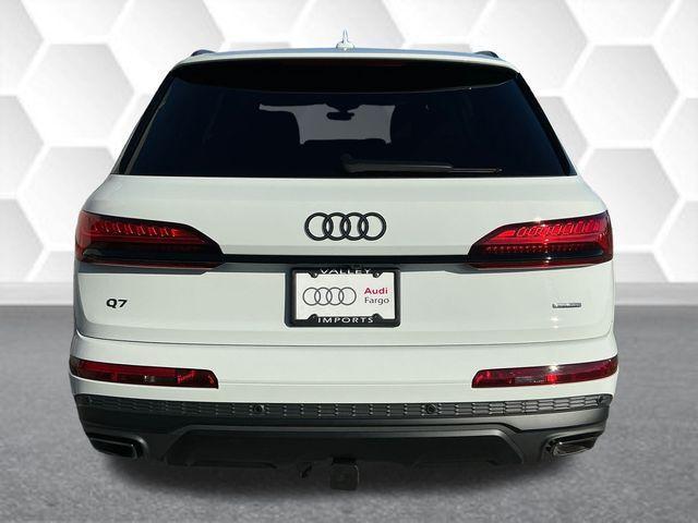 new 2026 Audi Q7 car, priced at $70,878