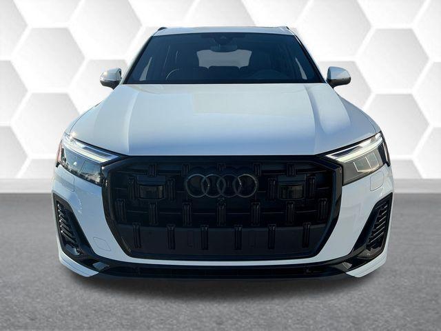 new 2026 Audi Q7 car, priced at $70,878