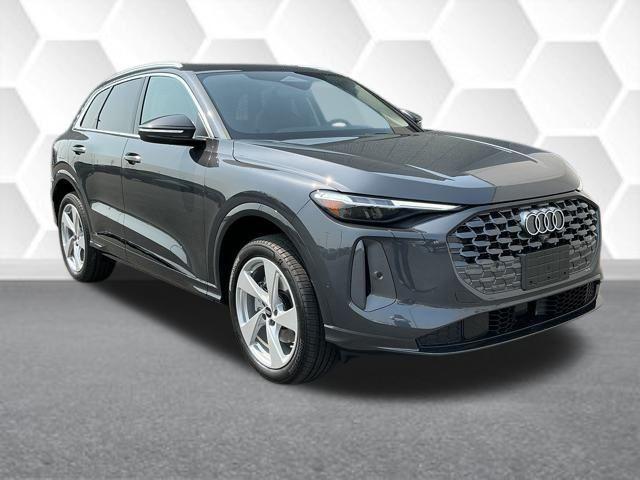 new 2025 Audi Q5 car, priced at $61,300