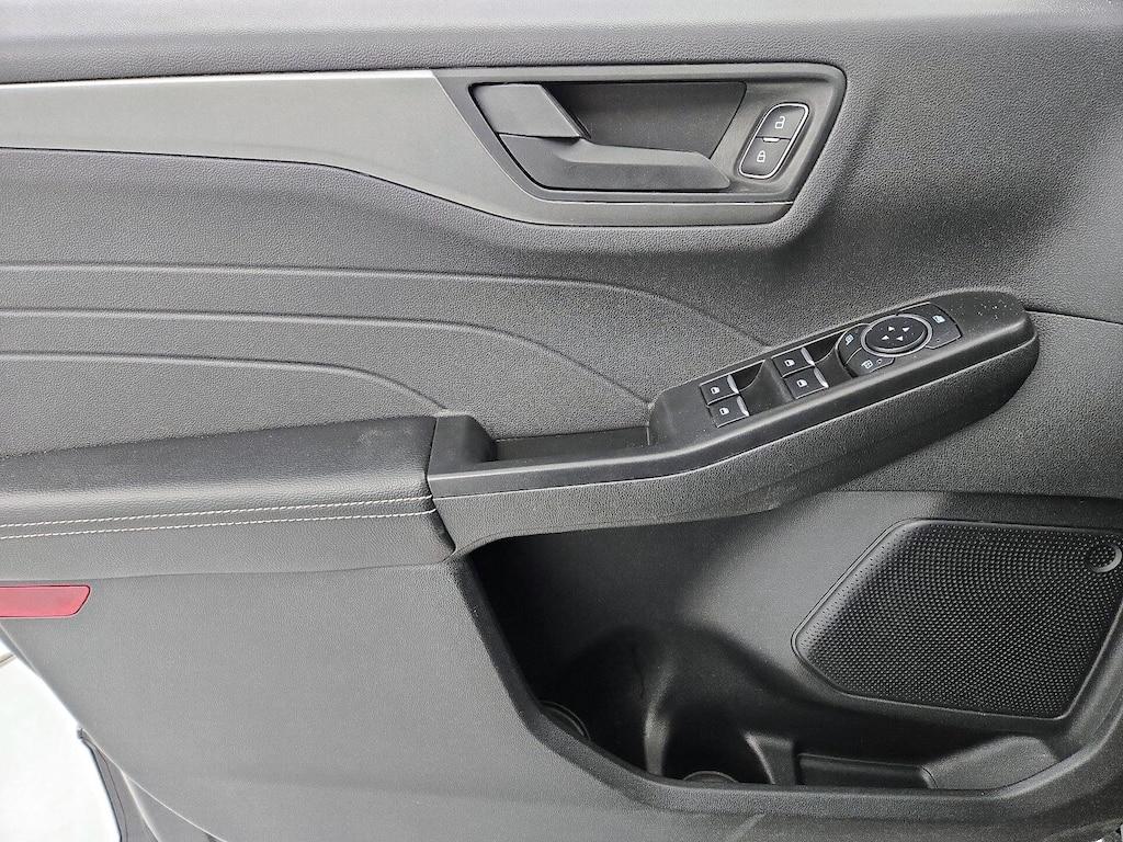 used 2025 Ford Escape car, priced at $22,998