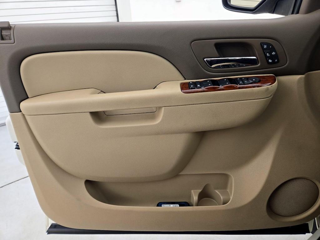 used 2014 Chevrolet Suburban car, priced at $30,998