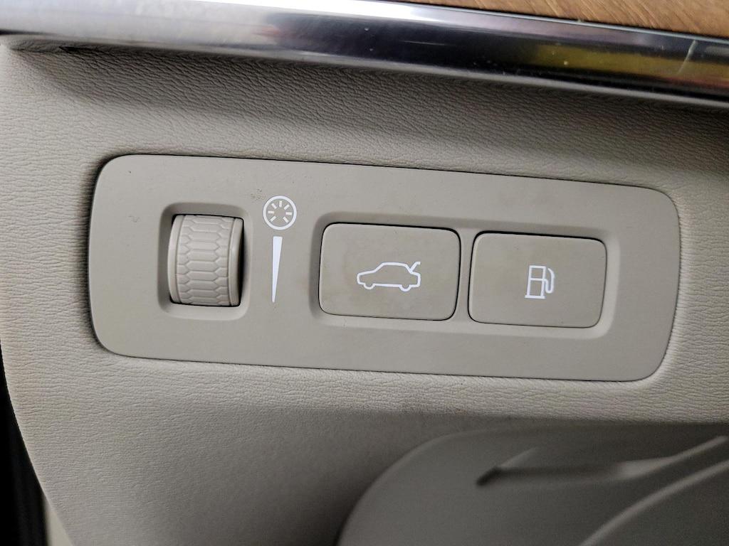 used 2021 Volvo XC90 Recharge Plug-In Hybrid car, priced at $36,998