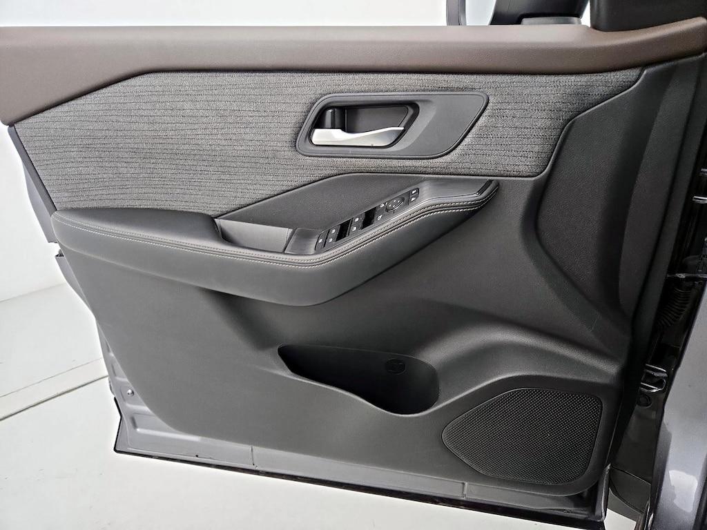 used 2023 Nissan Rogue car, priced at $21,998