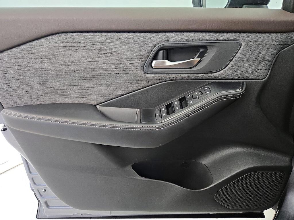 used 2022 Nissan Rogue car, priced at $22,998