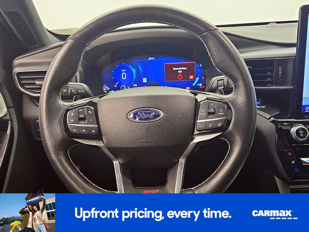 used 2022 Ford Explorer car, priced at $37,998