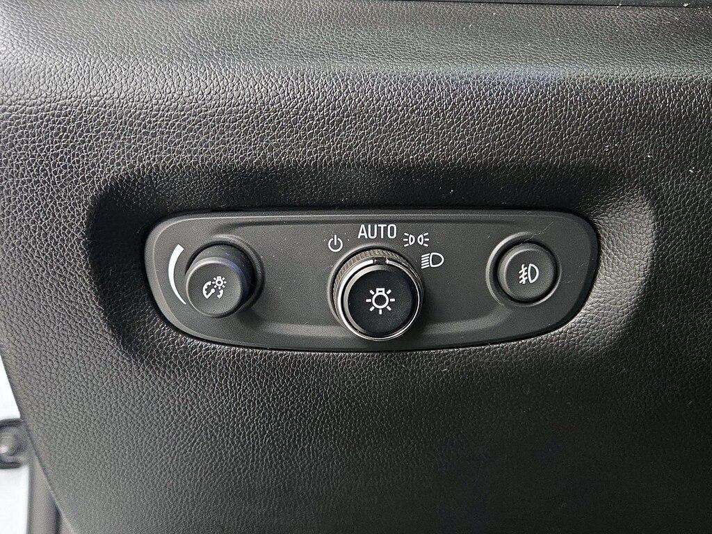 used 2019 Chevrolet Traverse car, priced at $20,998