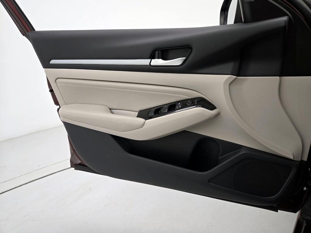 used 2023 Nissan Altima car, priced at $20,998