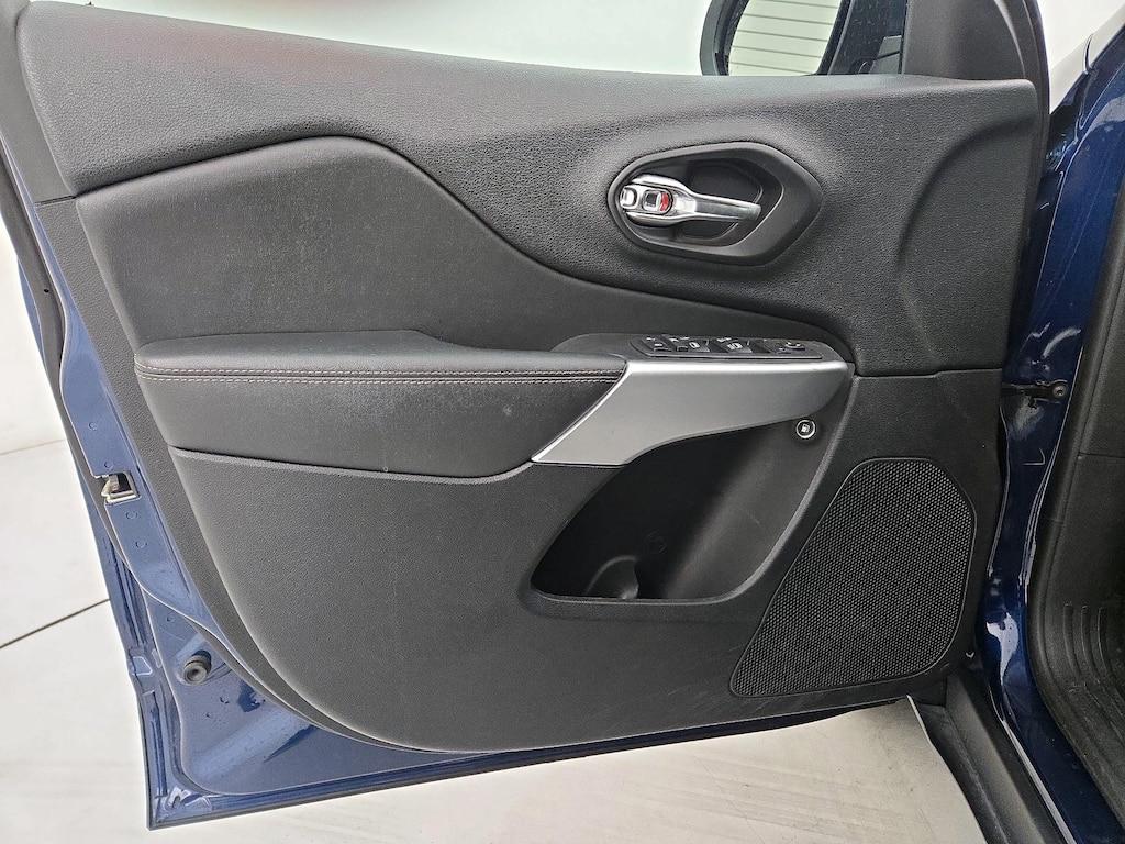 used 2018 Jeep Cherokee car, priced at $17,998