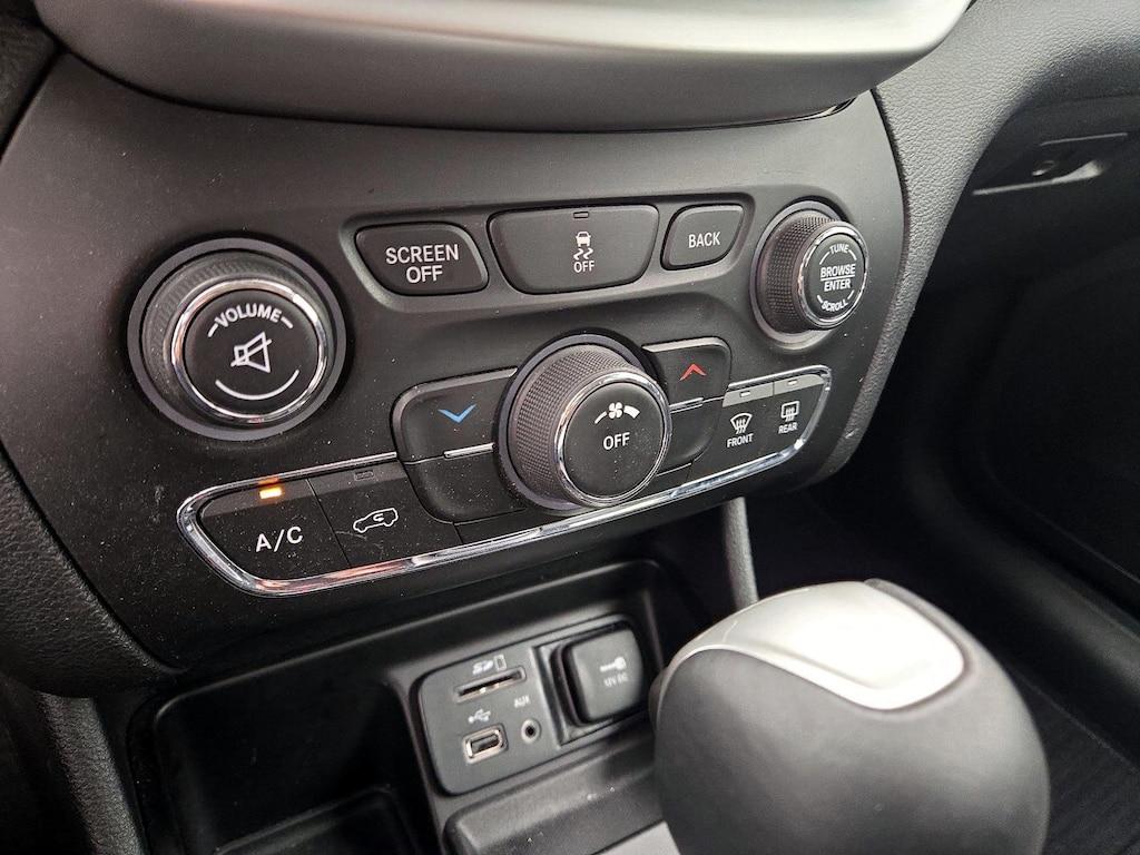 used 2018 Jeep Cherokee car, priced at $17,998