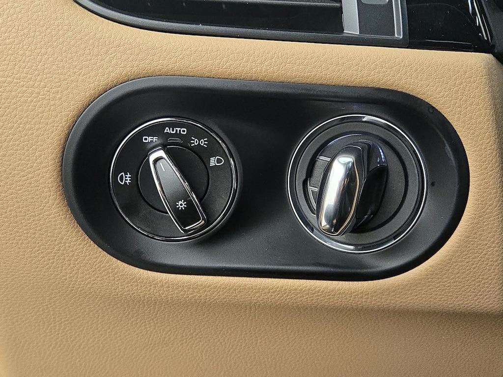 used 2020 Porsche Macan car, priced at $36,998