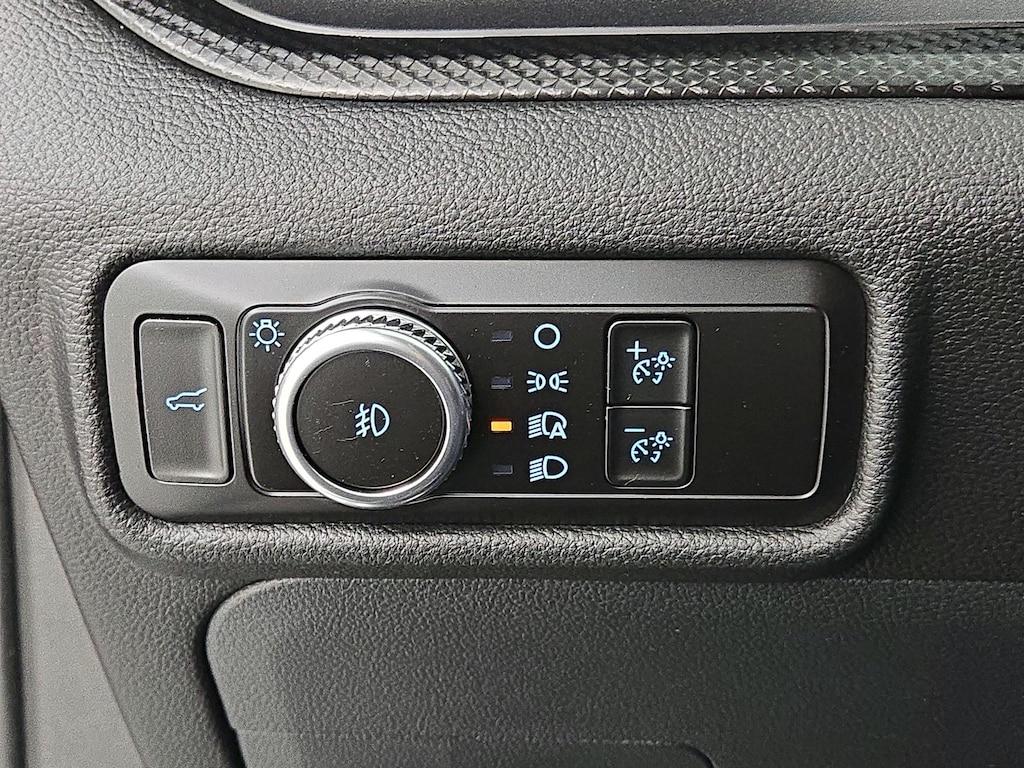 used 2023 Ford Explorer car, priced at $36,998