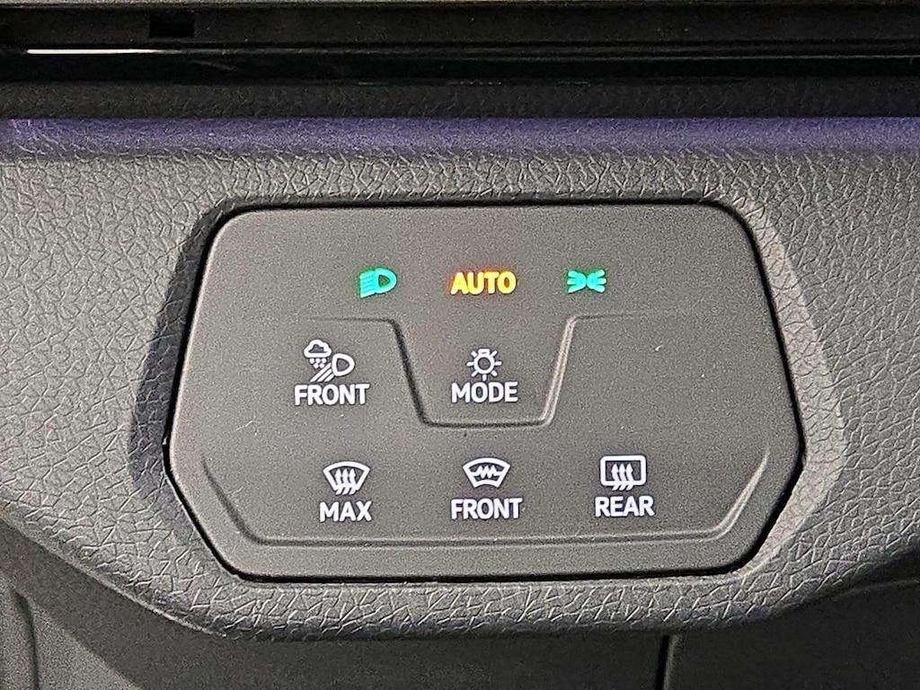 used 2024 Volkswagen ID.4 car, priced at $30,998