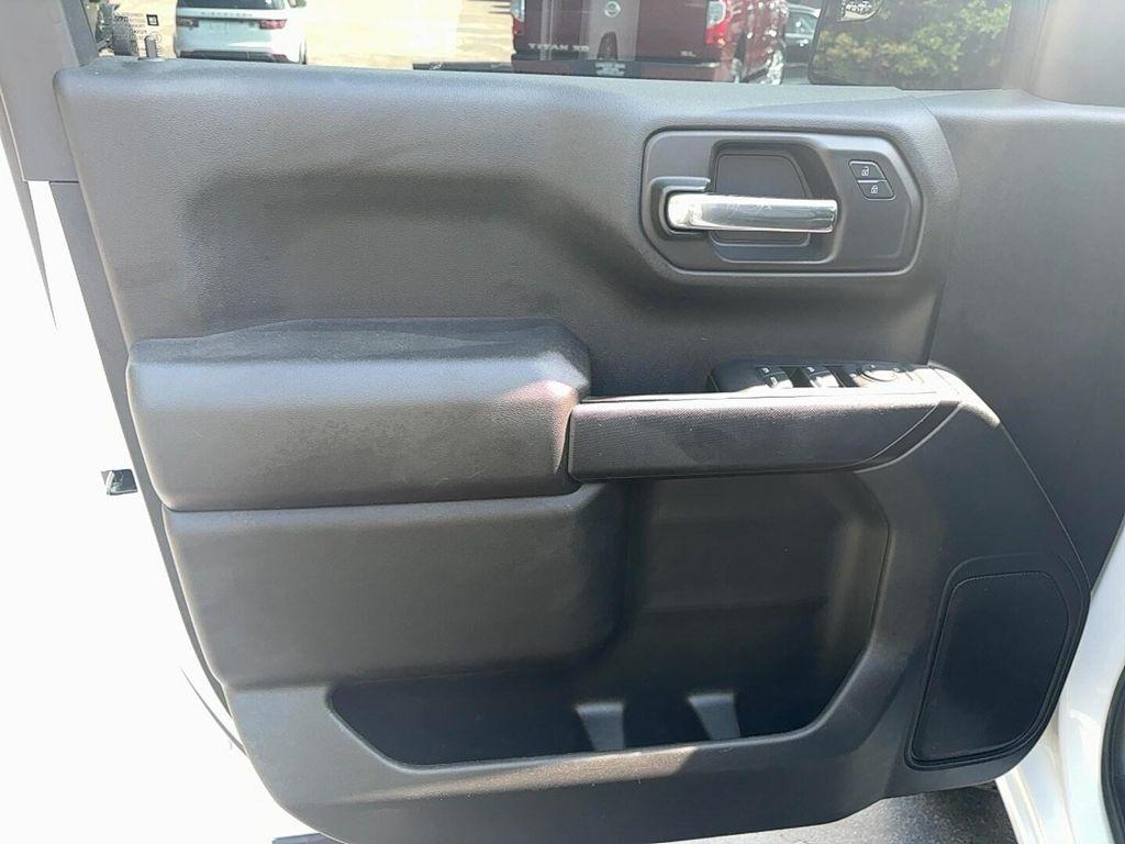 used 2023 GMC Sierra 1500 car, priced at $29,900