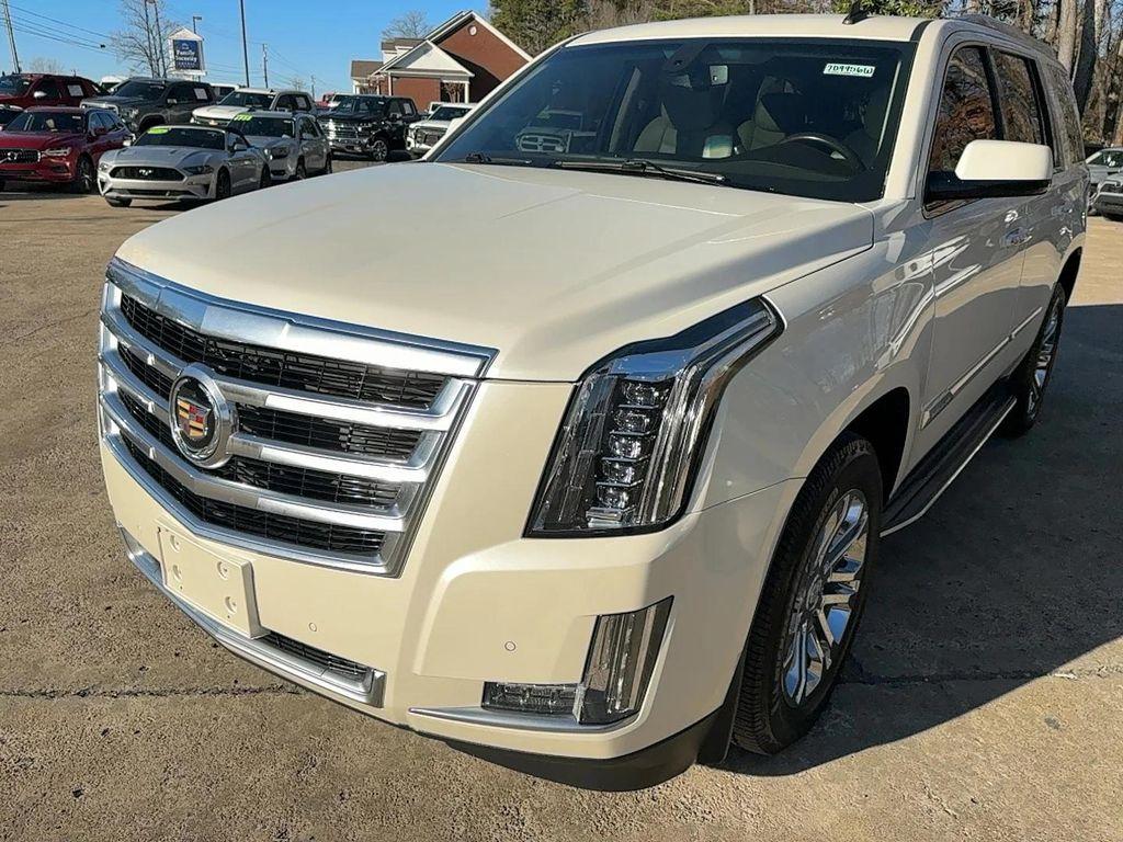 used 2015 Cadillac Escalade car, priced at $19,900
