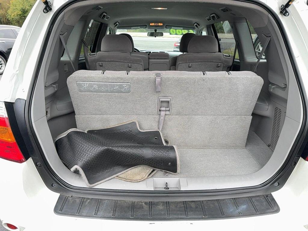 used 2009 Toyota Highlander car, priced at $6,900