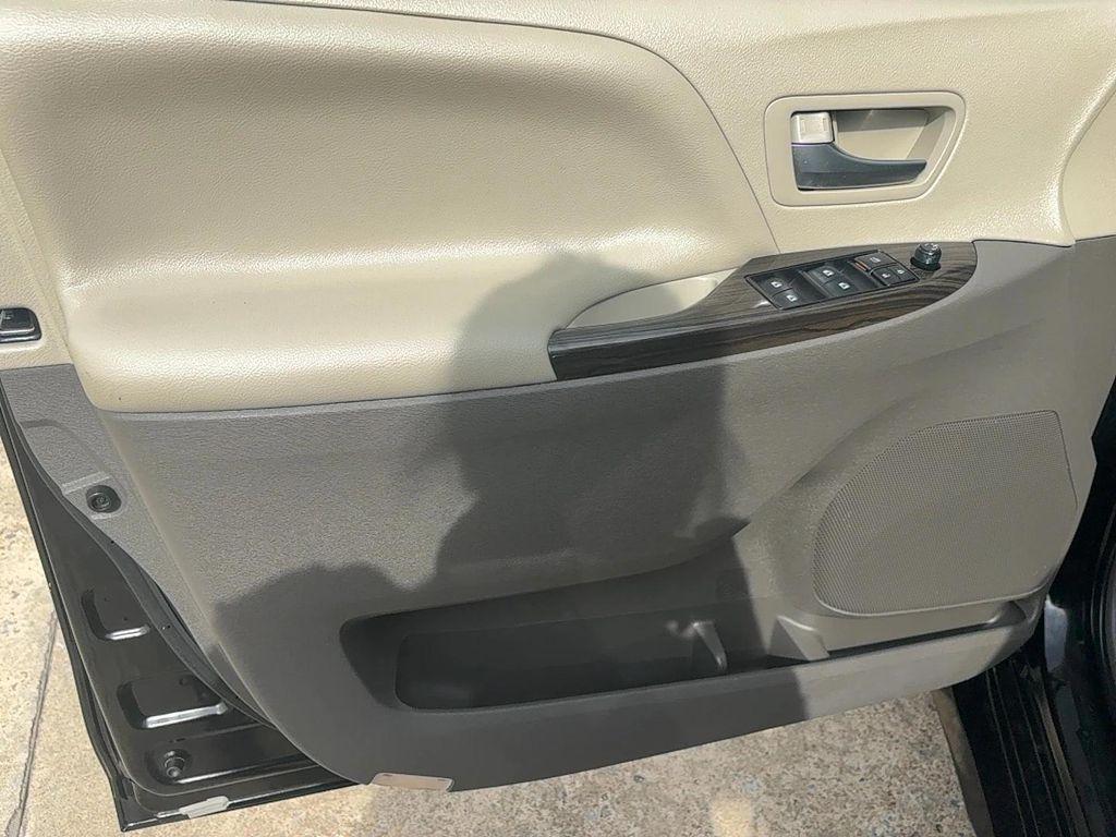 used 2020 Toyota Sienna car, priced at $24,900