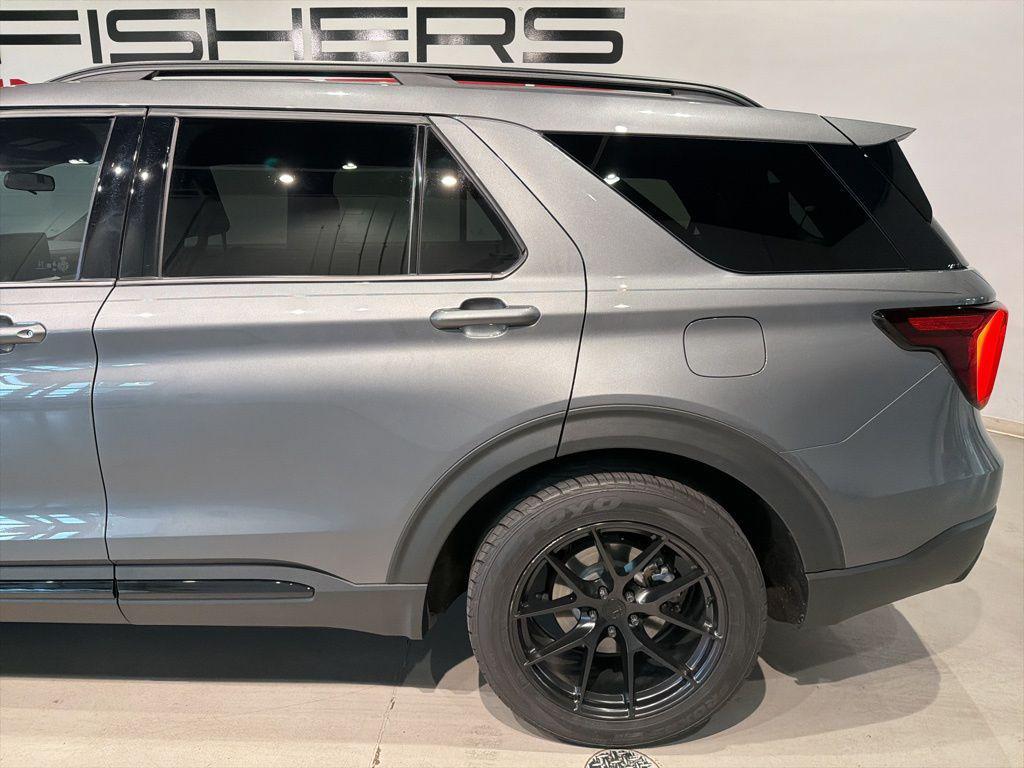 used 2025 Ford Explorer car, priced at $34,950