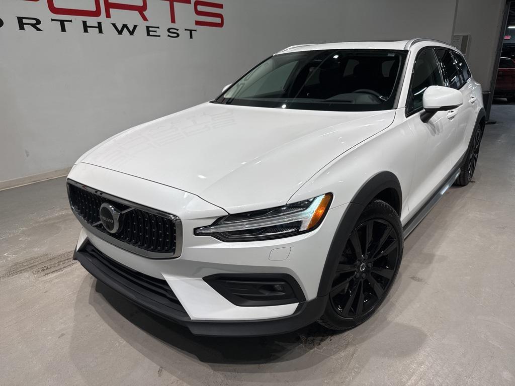 used 2023 Volvo V60 Cross Country car, priced at $40,850