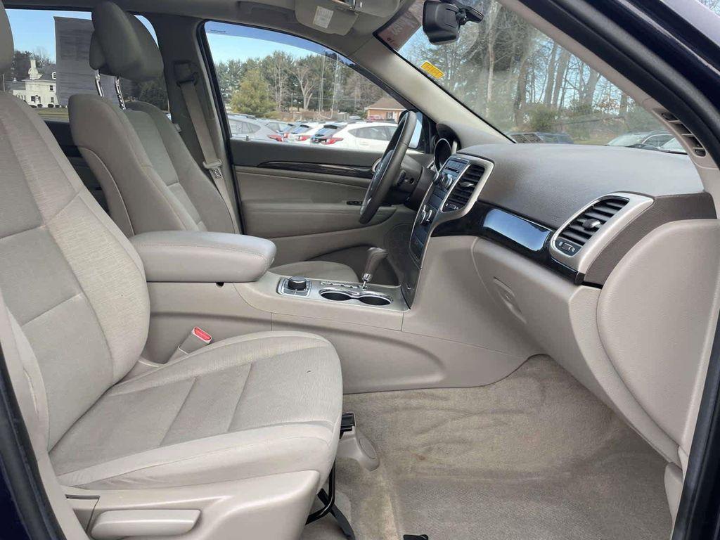 used 2012 Jeep Grand Cherokee car, priced at $11,449