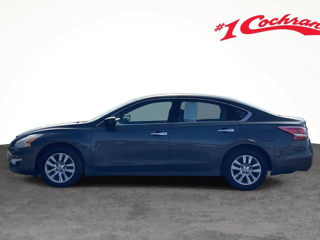 used 2013 Nissan Altima car, priced at $7,916