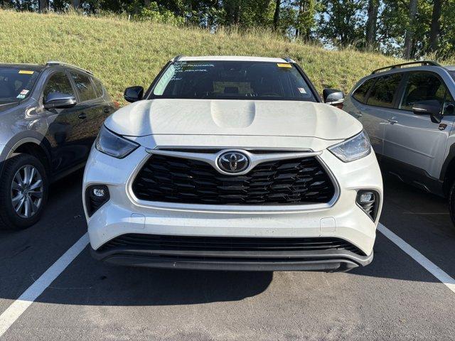 used 2021 Toyota Highlander car, priced at $29,888