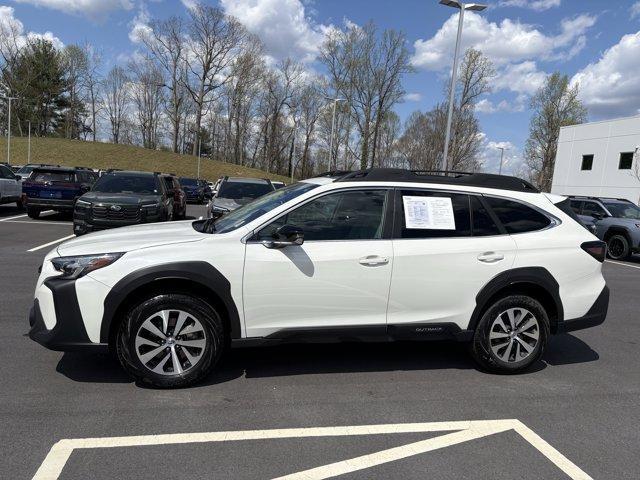used 2025 Subaru Outback car, priced at $30,999