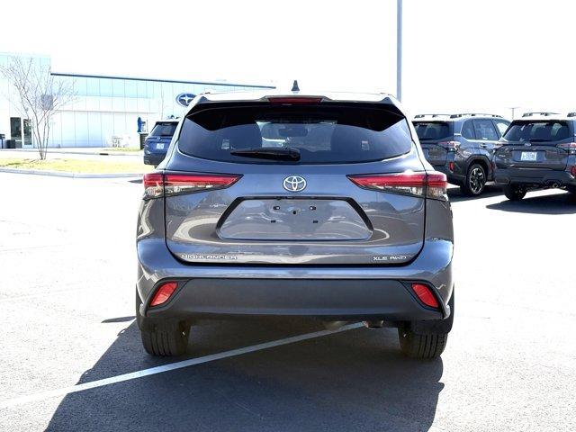 used 2023 Toyota Highlander car, priced at $37,688
